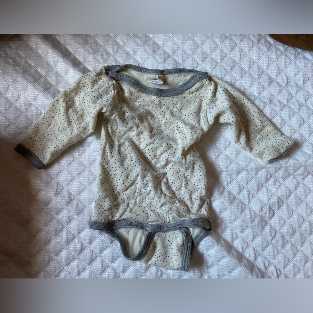 Engle 3-6 month onsie merino